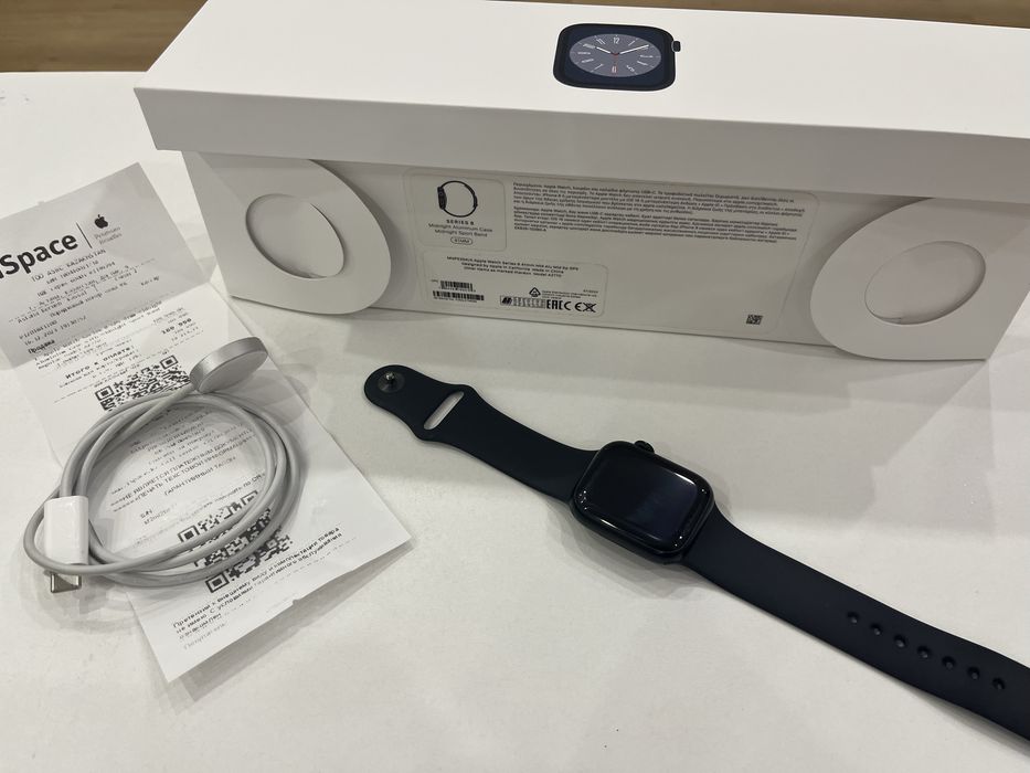 Apple Watch Series 8, 41 мм, midnight