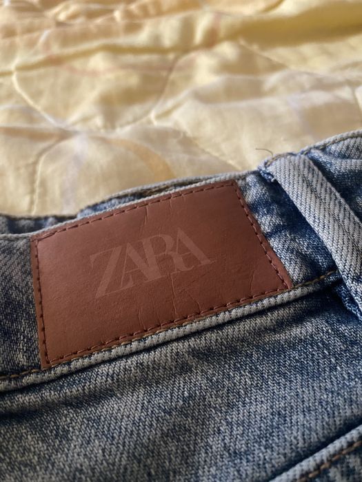 Къси тъмни гащи Zara