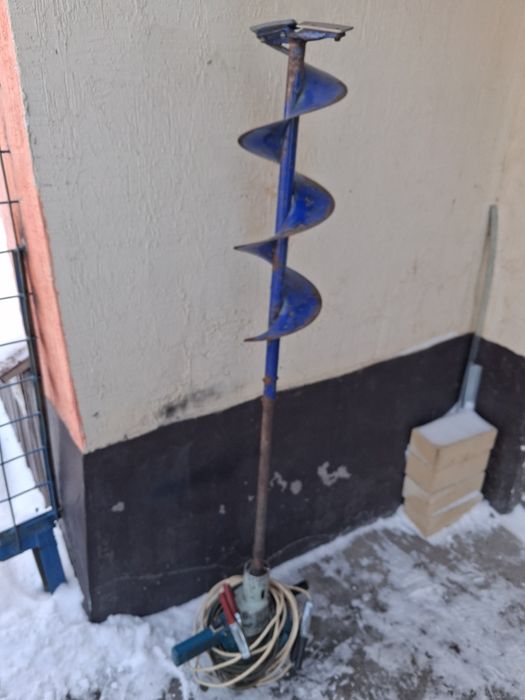 Электро бур,для зимней рыбалки.