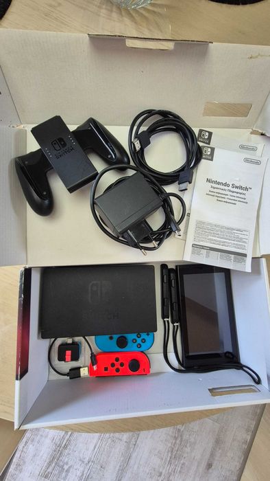 Нинтендо SWITCH.