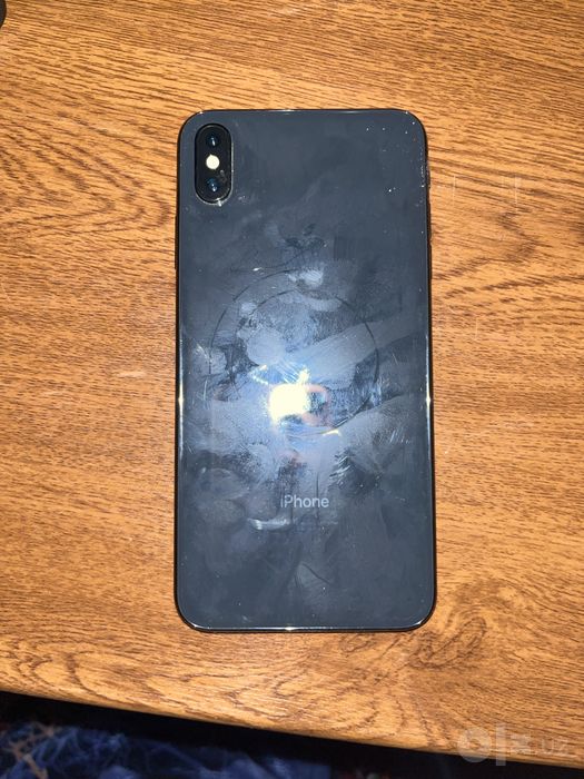 Iphone xs max.