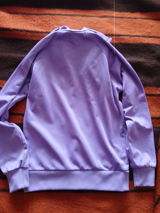 Спортен екип от две части