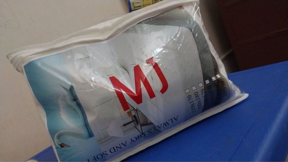 Водонепроницаемый наматрасник