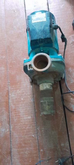 LEO сув насос сотилади 2 марта сув куйилган пачти янги