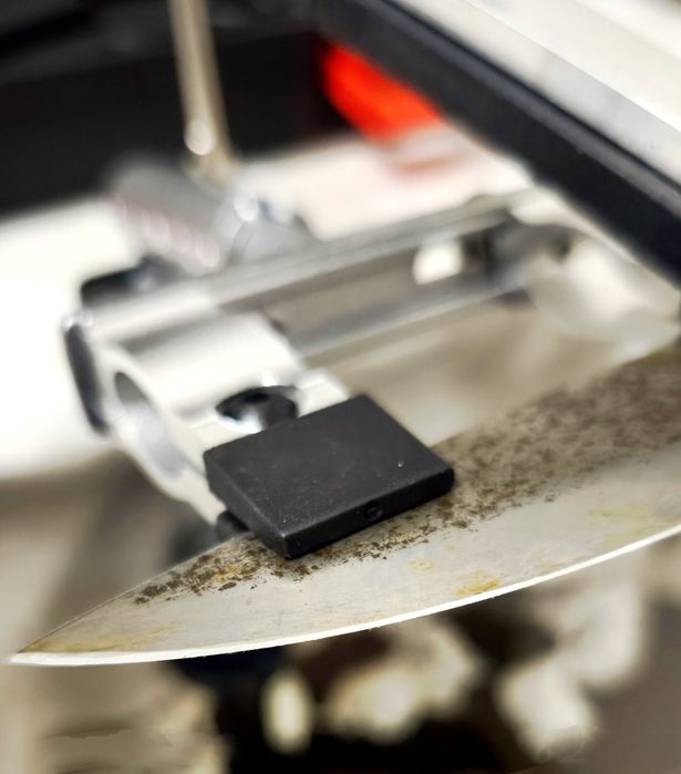 Заступились ножи?