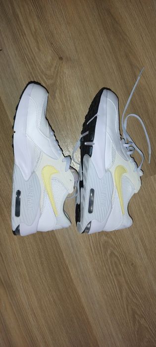 Дамски маратонки Nike