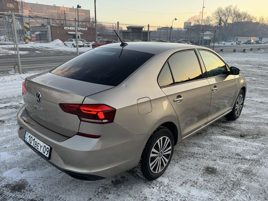 Авто Volkswagen polo