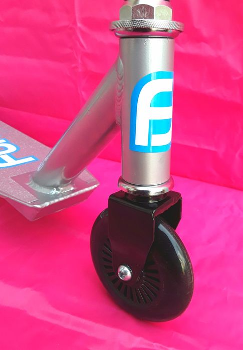 TROTINETA PREMIUM FUNBEE Junior pentru Copii + 8 Ani - NOUĂ - 170 Lei