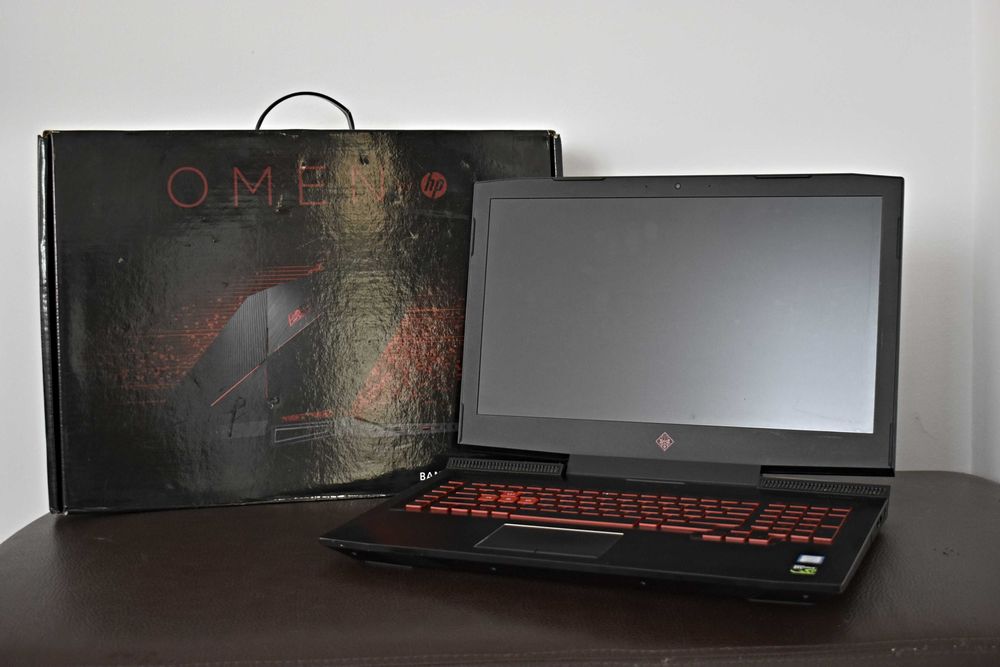Laptop Hp OMEN~Diagonala 17,3~Bang&Olufsen~Procesor i5~ Memorie 1 TB