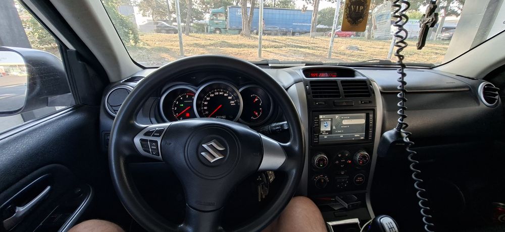 Vând Suzuki Grand Vitara 19 DDIS 129 CP F9Q