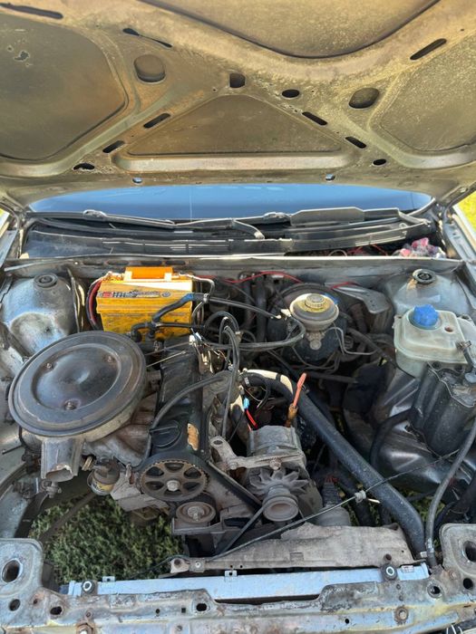 Продам ауди 80 б3 на ходу торг есть