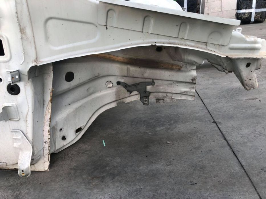 semi aripa dreapta  2.0 d d5204t3 volvo xc60 2010-2014