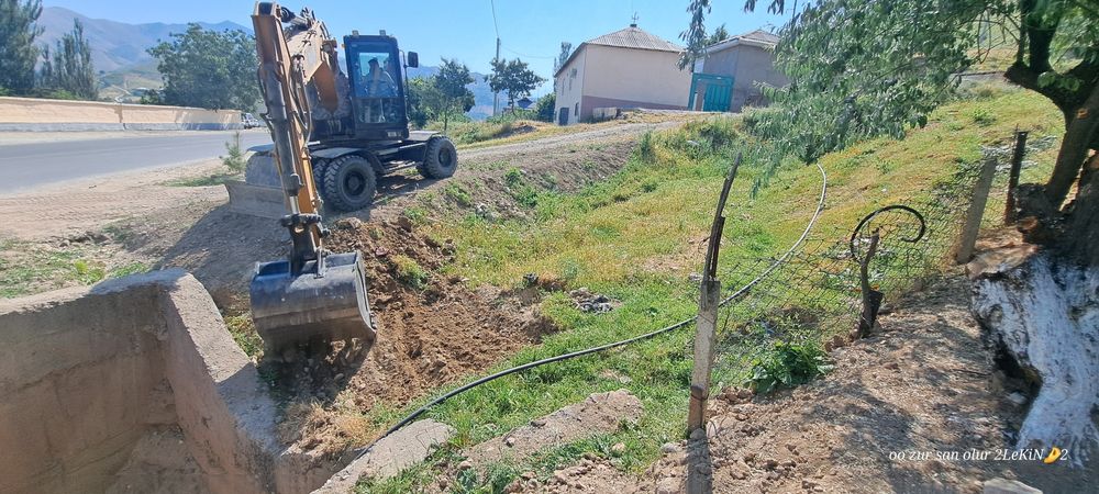 Эхкскаватор хизмати Шахрисабз атрофида яна бетона мешалкахам бор 3.5 к