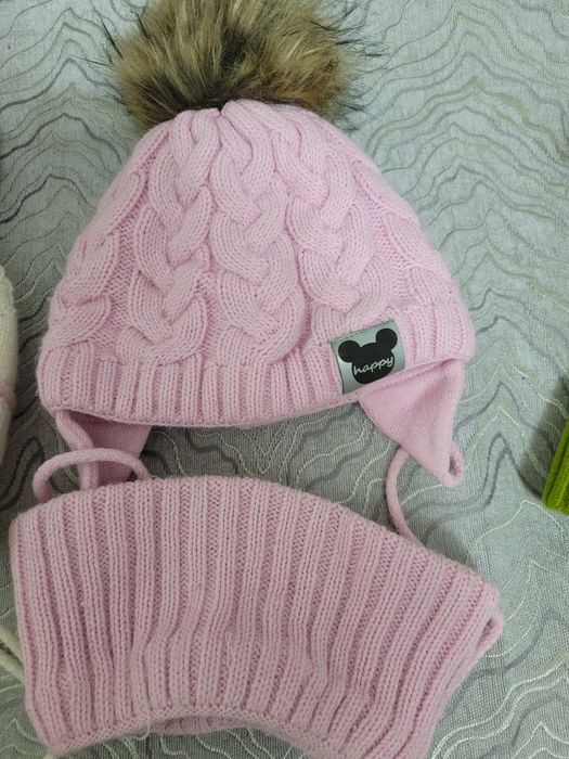 Зимние шапки на девочку 3-5 лет