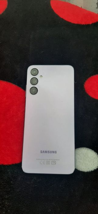 Самсунг а05s в нормальном состоянии