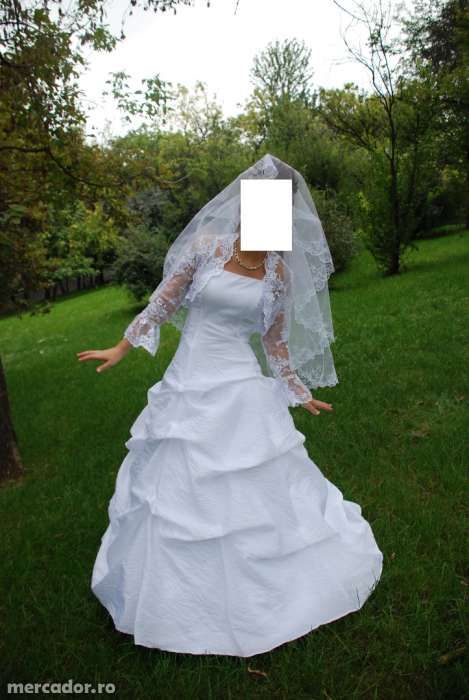 rochie mireasa poze