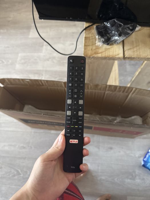 Продам телевизор TCL 32 дюйма