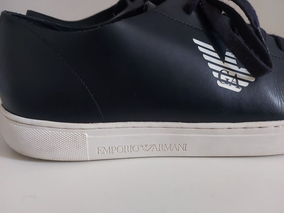 Emporio Armani ,46 номер стелка 30см, кожени , летни.