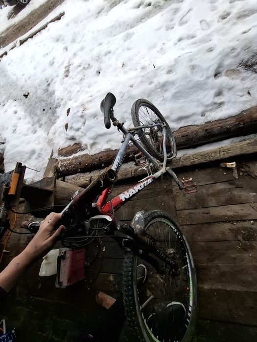 Vand bicicleta nakita