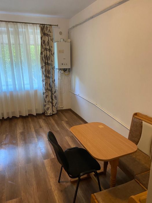 Inchiriez garsoniera zona bularga