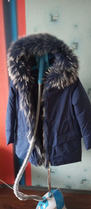 Зимно яке . Супер качество. За студена зима . Ветро устойчиво.