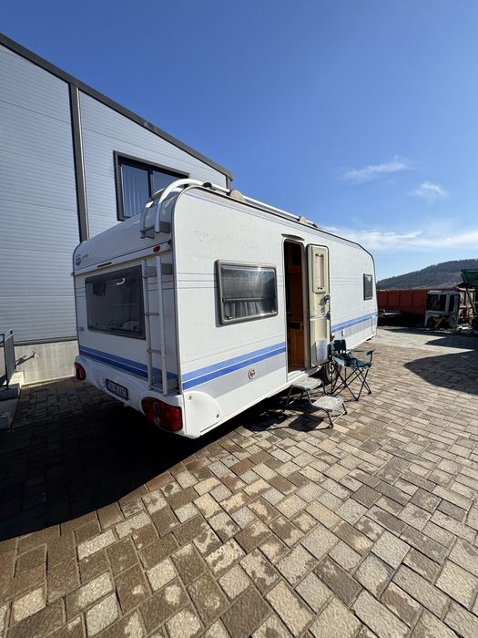 Vand Rulota HOBBY PRESTIGE 560 4/5 locuri