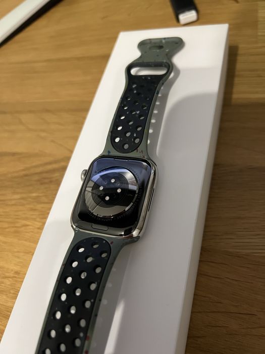 Apple Watch 8 45mm Cellular Silver Stainless Steel