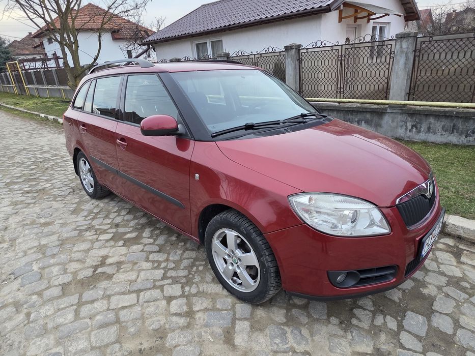 Skoda Fabia 2  1.4 benzina