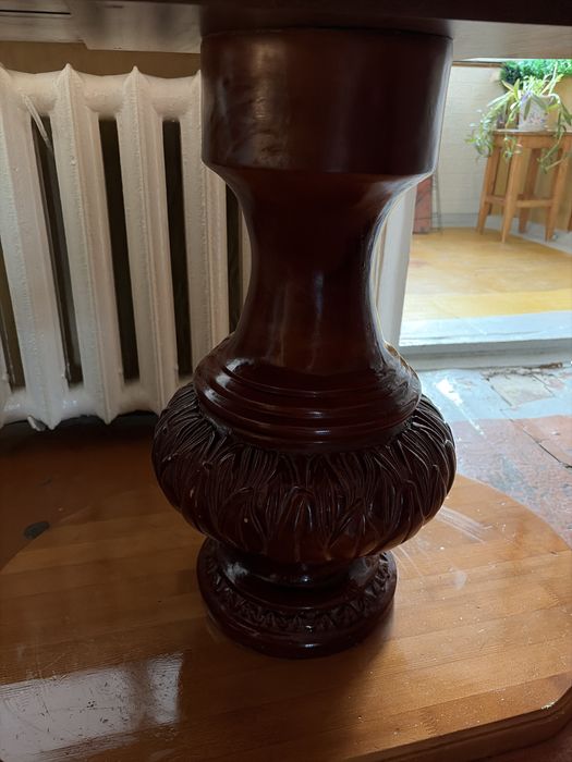 Продам деревянный стол