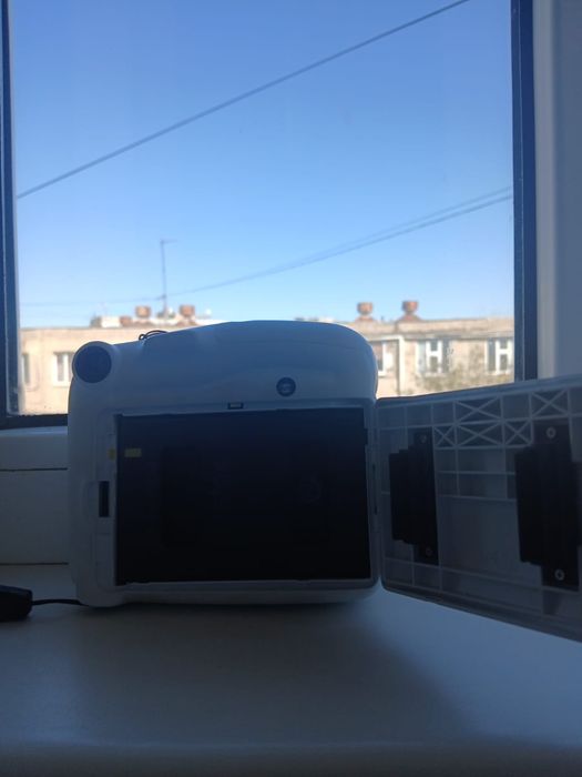 Insrax mini 11  пленочные фотоппарат