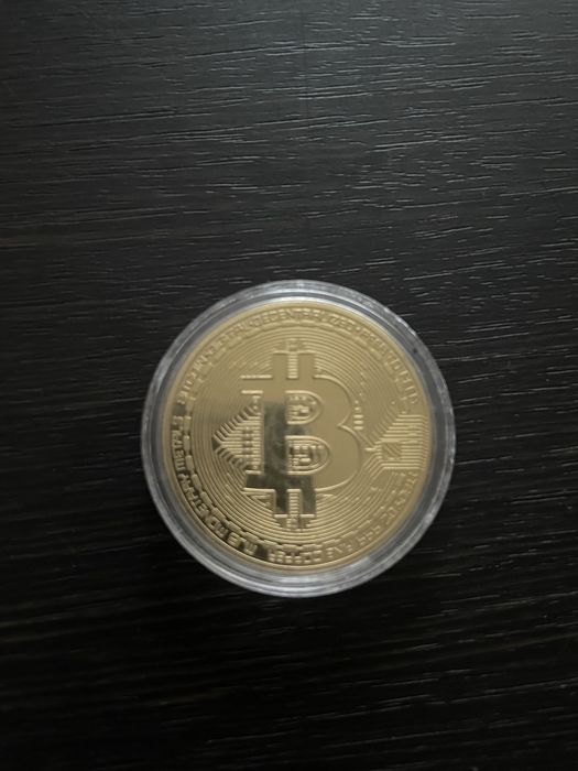 Монета биткоин