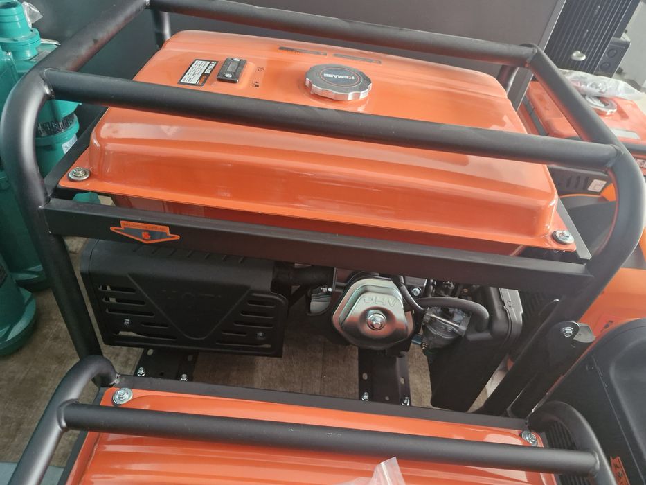 Генератор: KEMAGE 6,5 кВт движок
Куввати: 1,1 кВт
Фаза: 220В
Имконияти