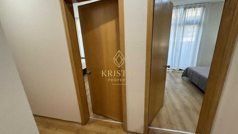 ID: 184 Продава се апартамент с две спални близо до морето в курортния град Свети Влас
