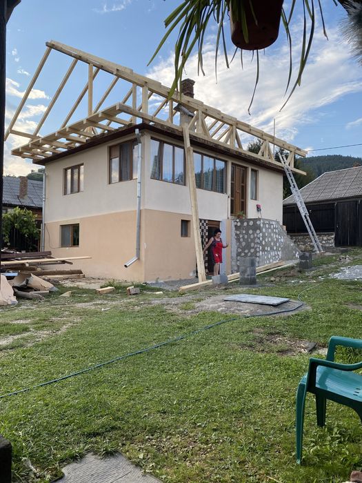 Reparatii acoperisuri montaj tigla metalica dulgherie jgheaburi terase