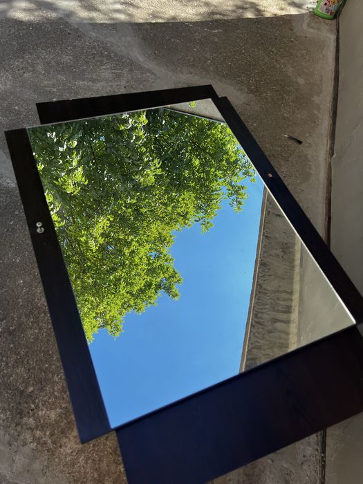 Мебели и аксесоари втора употреба – бюро, стол, огледало, рафтове и други