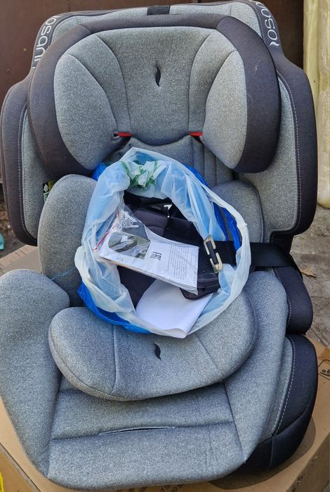 Детское кресло для автомобиля