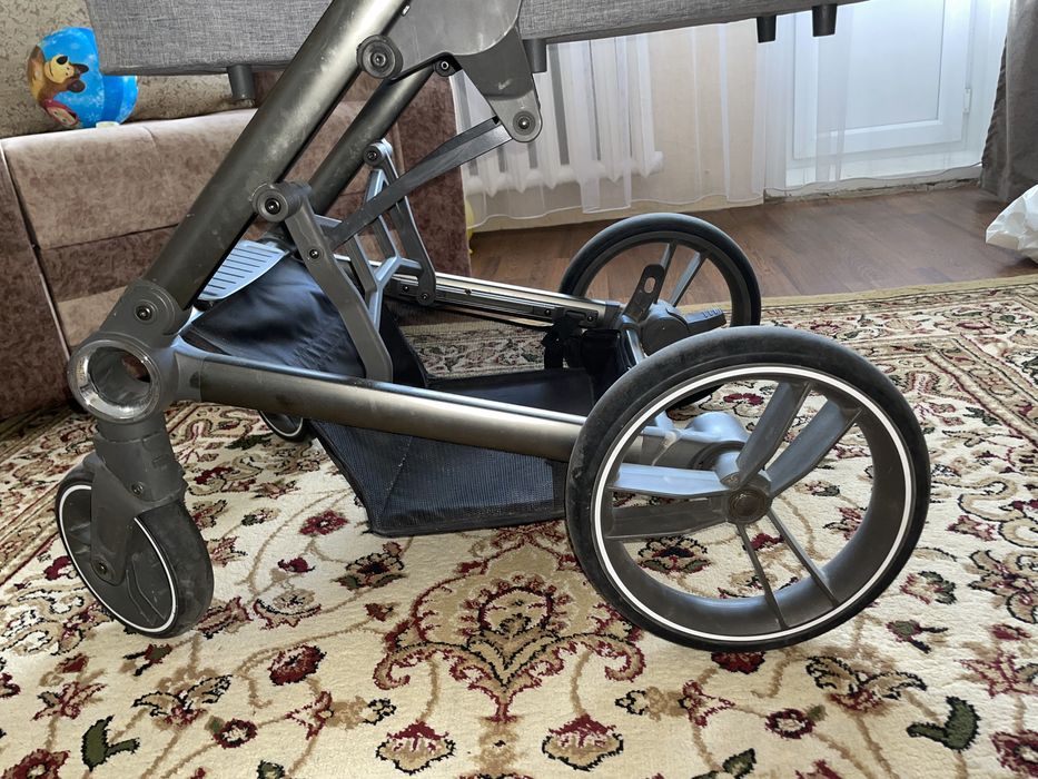 Детская коляска