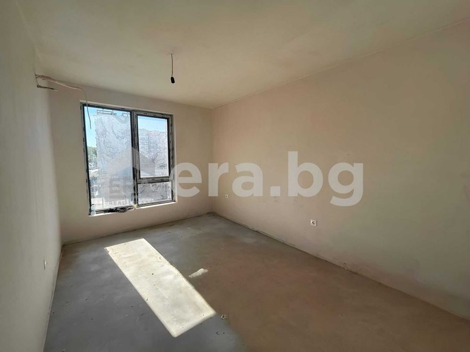 Продава се Двустаен апартамент в Варна, Възраждане 2 - 66 кв.м за 1963 €/кв.м - Снимка #1