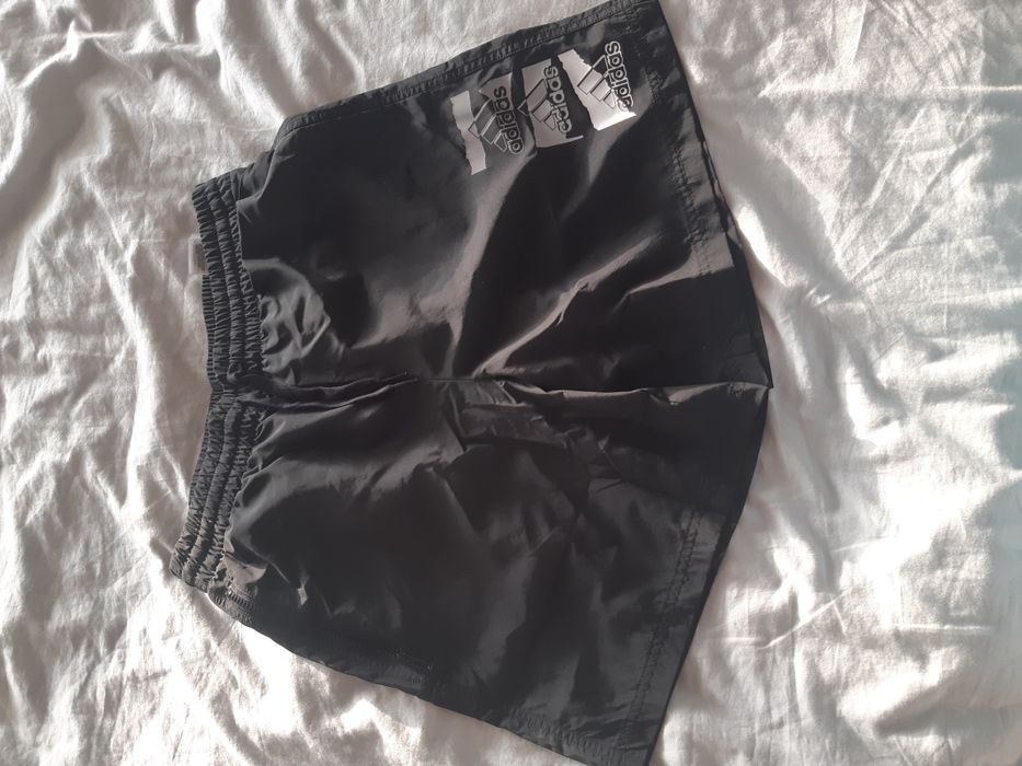 НОВИ оригинални! Къси панталони Adidas