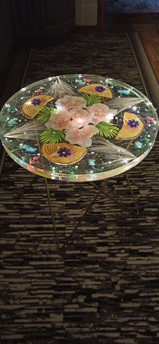 Столик из эпоксидной смолы