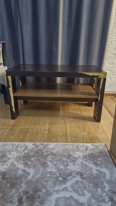 Продам стол журнальный