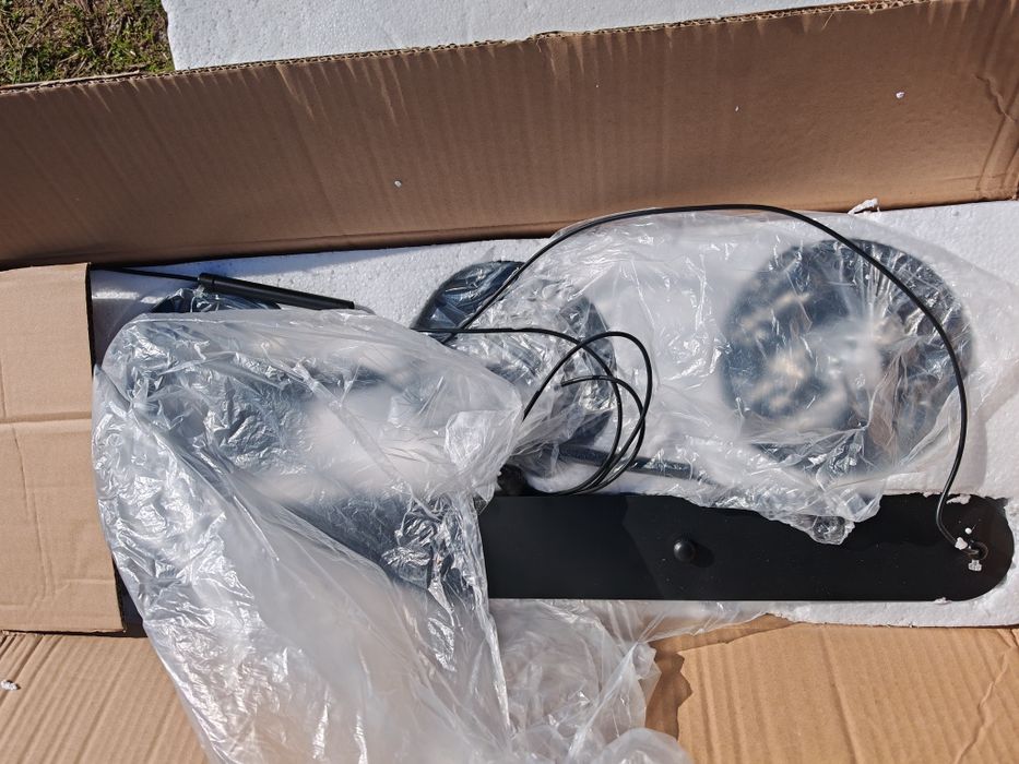 Черна висяща лампа с 3 кристални глави и LED 3000-6000К дистанционно