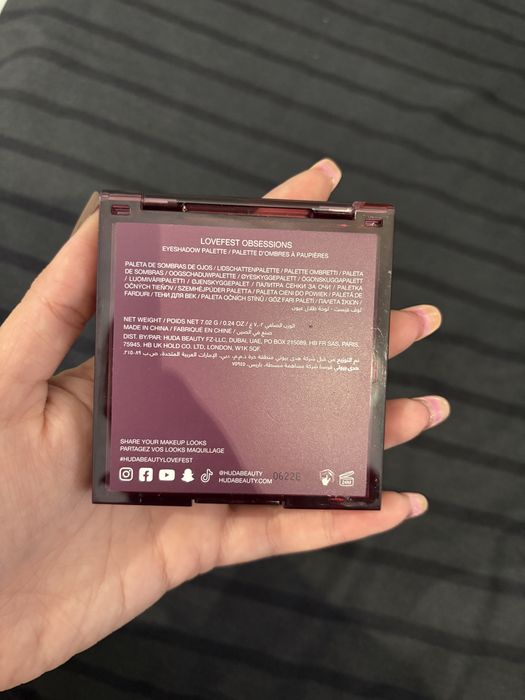 Paletă de machiaj - Huda Beauty