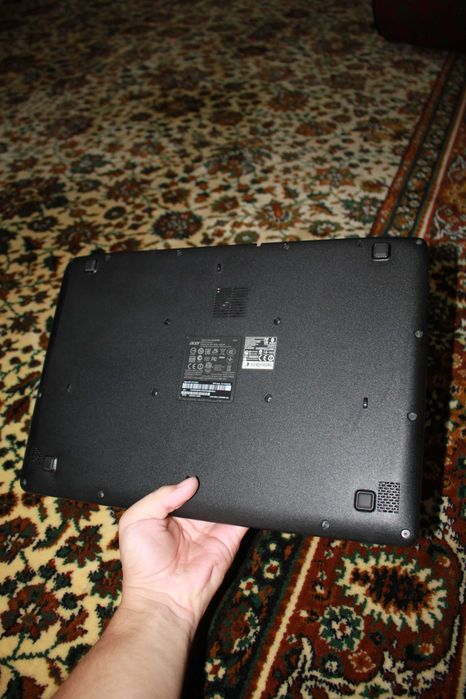 Acer Aspire ES1-512 офис ёки уй учун ноутбук сотилади