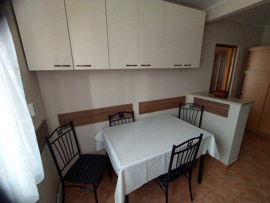 Apartament de închiriat cu două camere str. Păuleștii, zona Unio