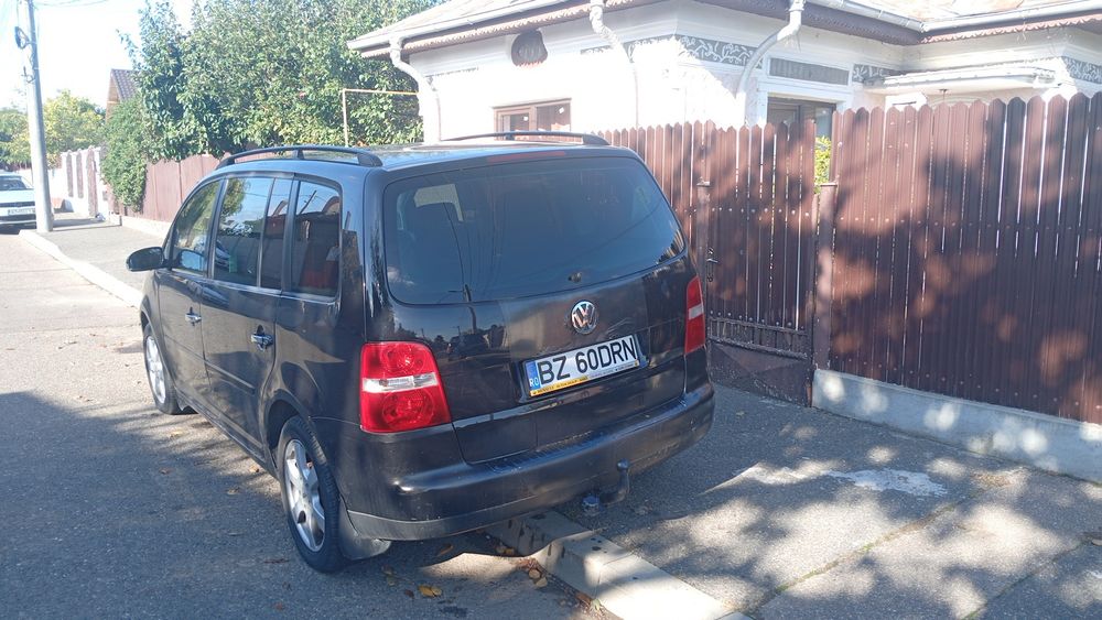 VOLKSWAGEN Touran 2005 — imagine 4