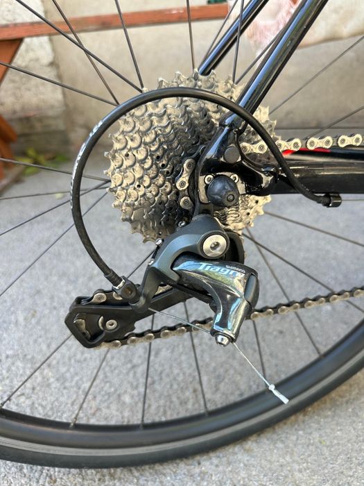 Продам шоссейный велосипед Giant