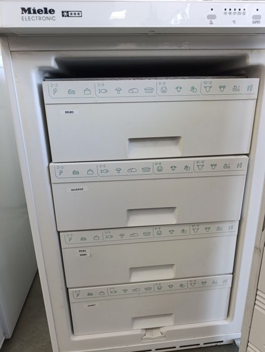 Фризер Miele Electric