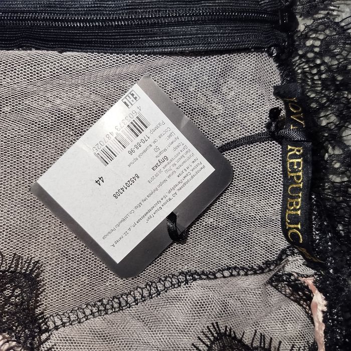 Продам женский костюм