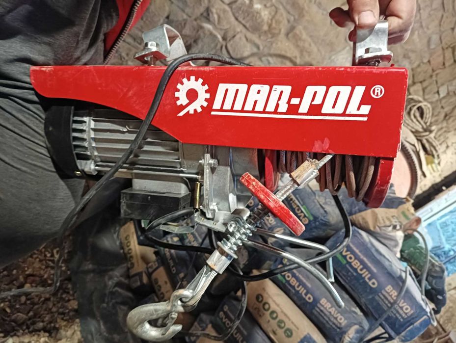 Продава се лебедка